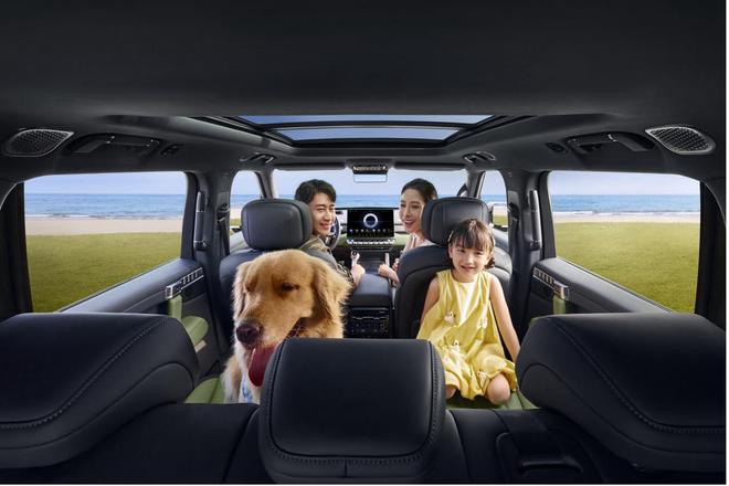 17 Max+版上市通勤露营穿越全搞定AG真人娱乐售价3699万元!猛士M8(图3) 17 Max+版上市通勤露营穿越全搞定AG真人娱乐售价3699万元!猛士M8(图3)