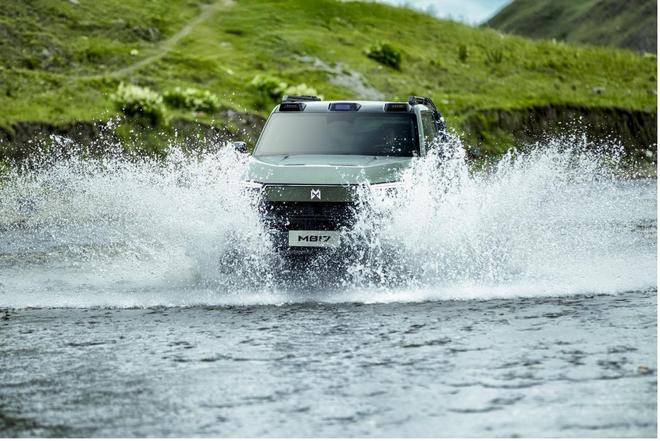 17 Max+版上市通勤露营穿越全搞定AG真人娱乐售价3699万元!猛士M8(图6) 17 Max+版上市通勤露营穿越全搞定AG真人娱乐售价3699万元!猛士M8(图6)