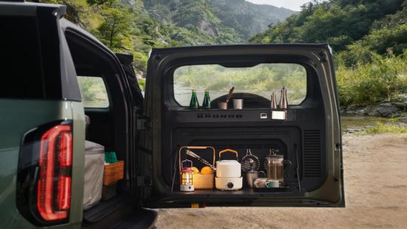 全地形露营SUV”入局新能源市场AG真人平台福特智趣烈马上市以“(图4)